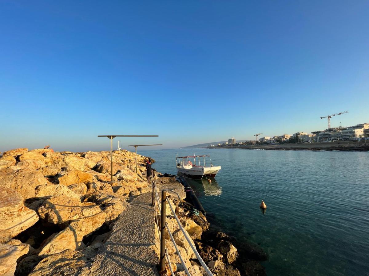 Breezot Yam Hotel Nahariya Bagian luar foto