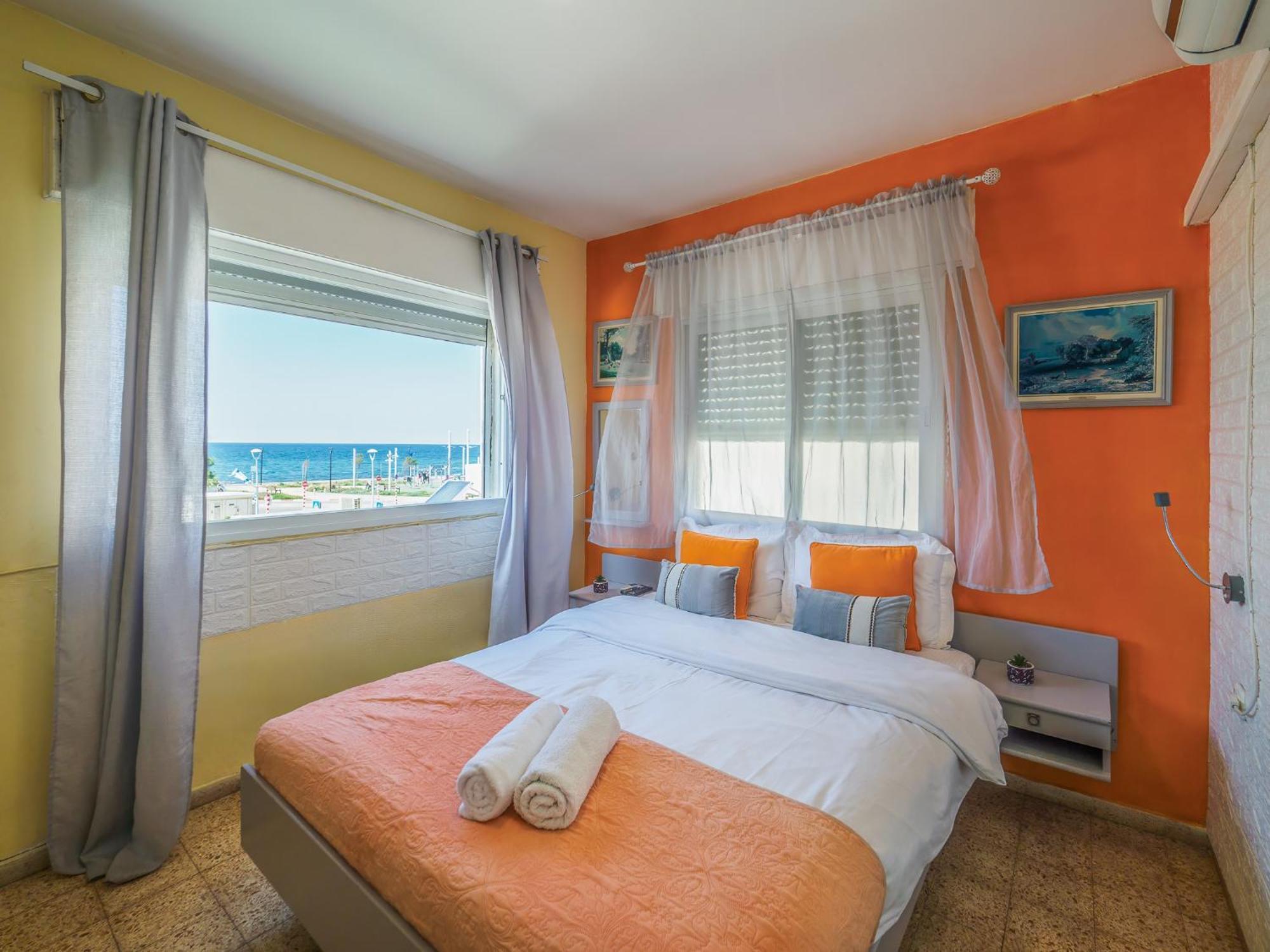 Breezot Yam Hotel Nahariya Bagian luar foto